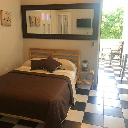 Casa Luna Guest House San Juan Exterior photo