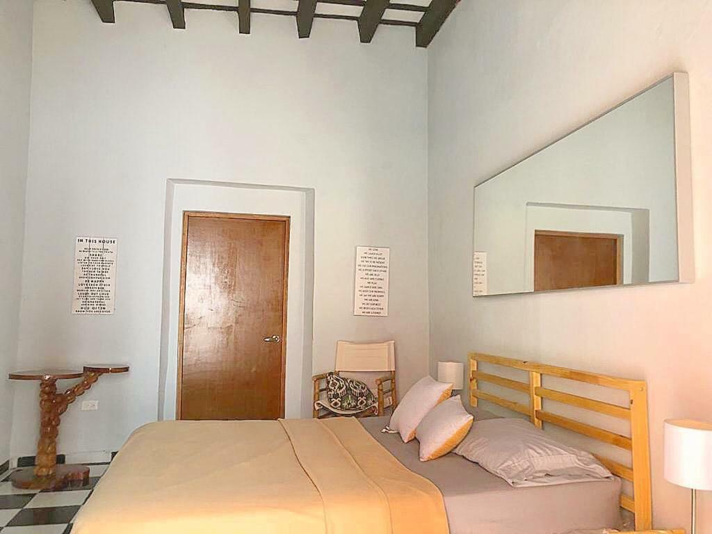 Casa Luna Guest House San Juan Exterior photo